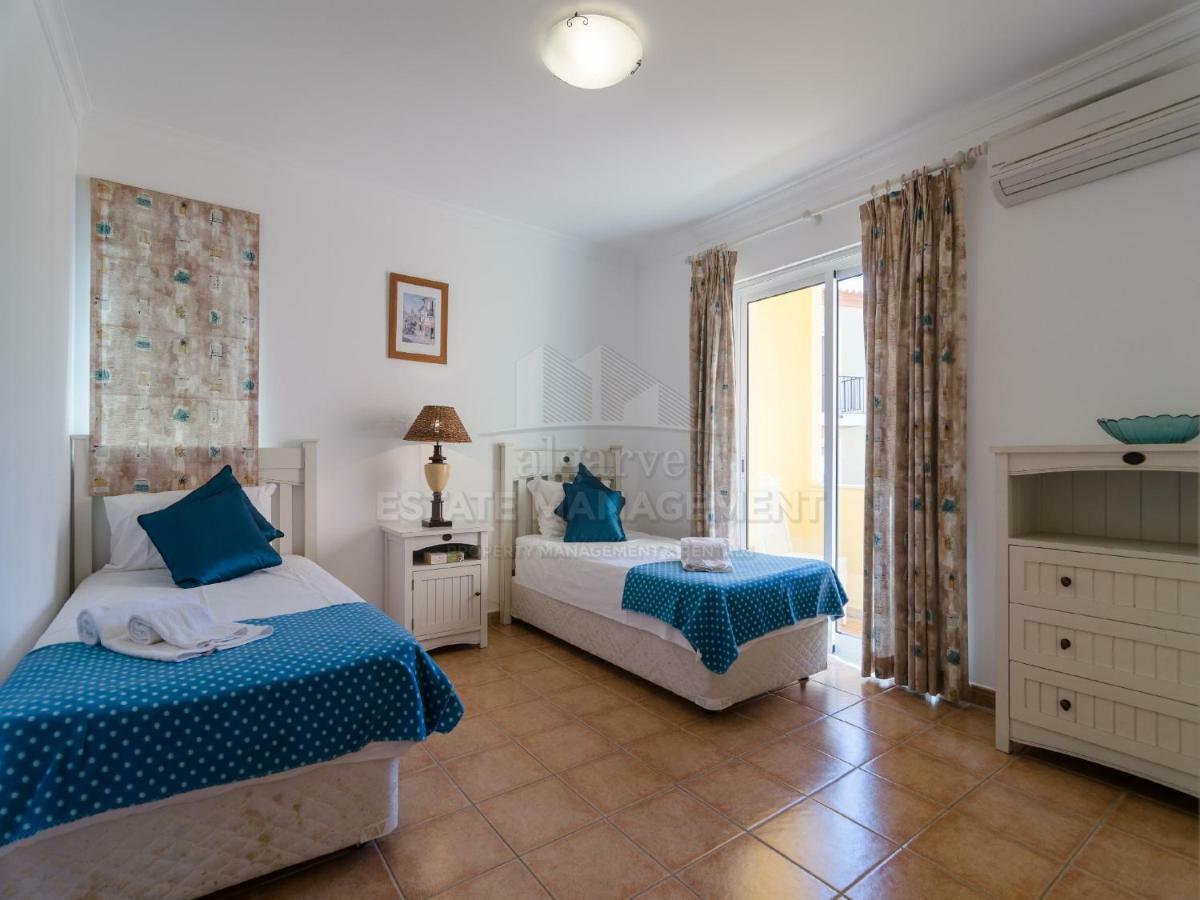 Jardim Da Meia Praia Apartment لاغوس المظهر الخارجي الصورة